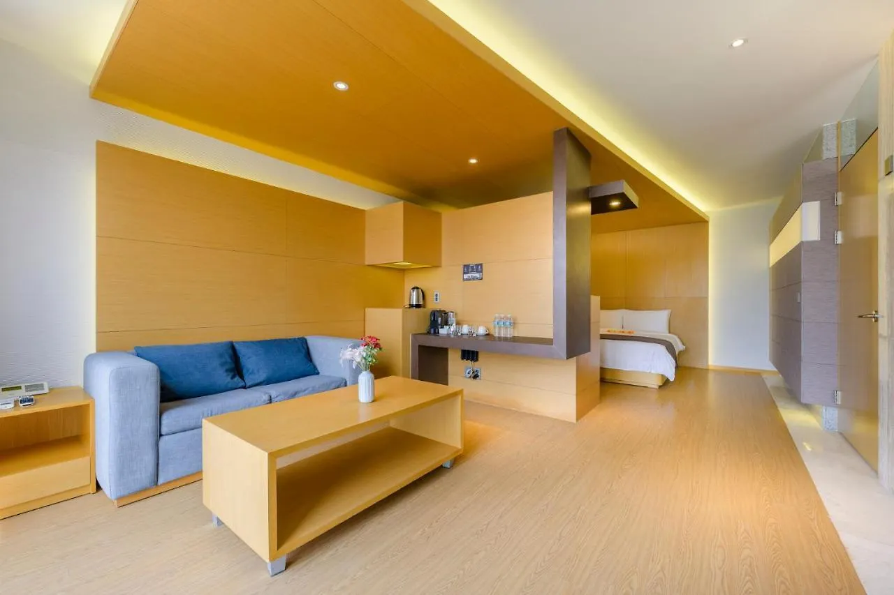 Stanford Hotel & Resort جيجو
